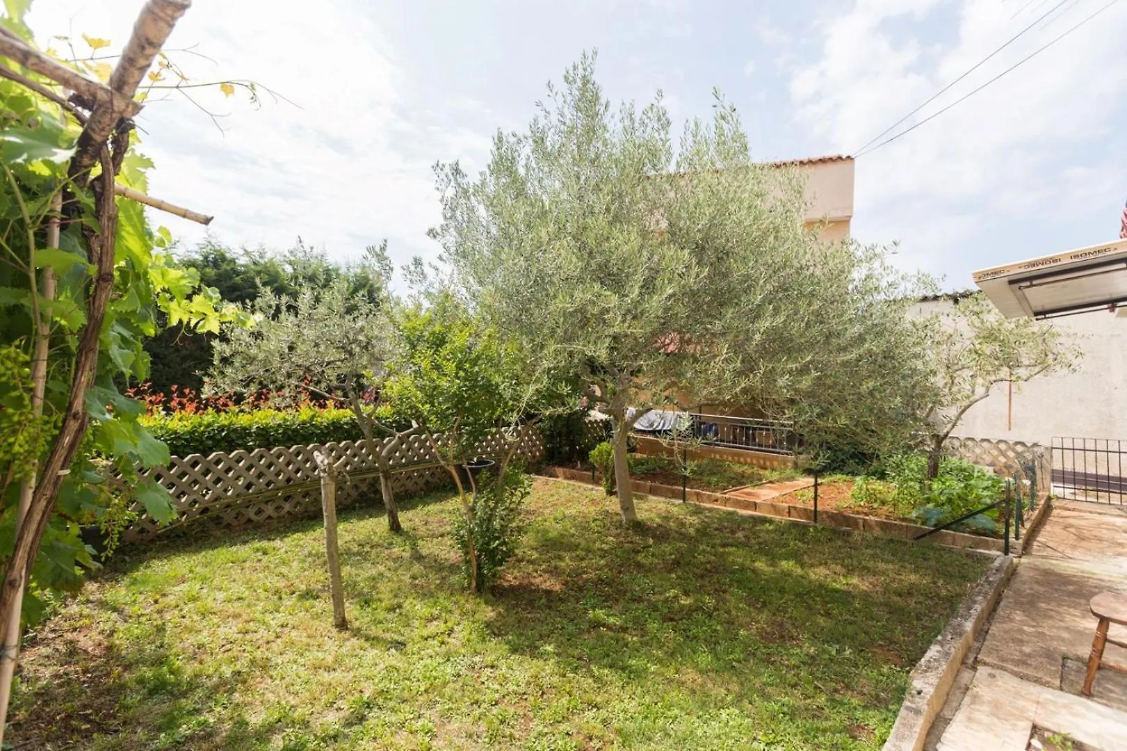 Beach Apartment Stana A2+2 For 4 Persons With Balcony And Sea View Porec