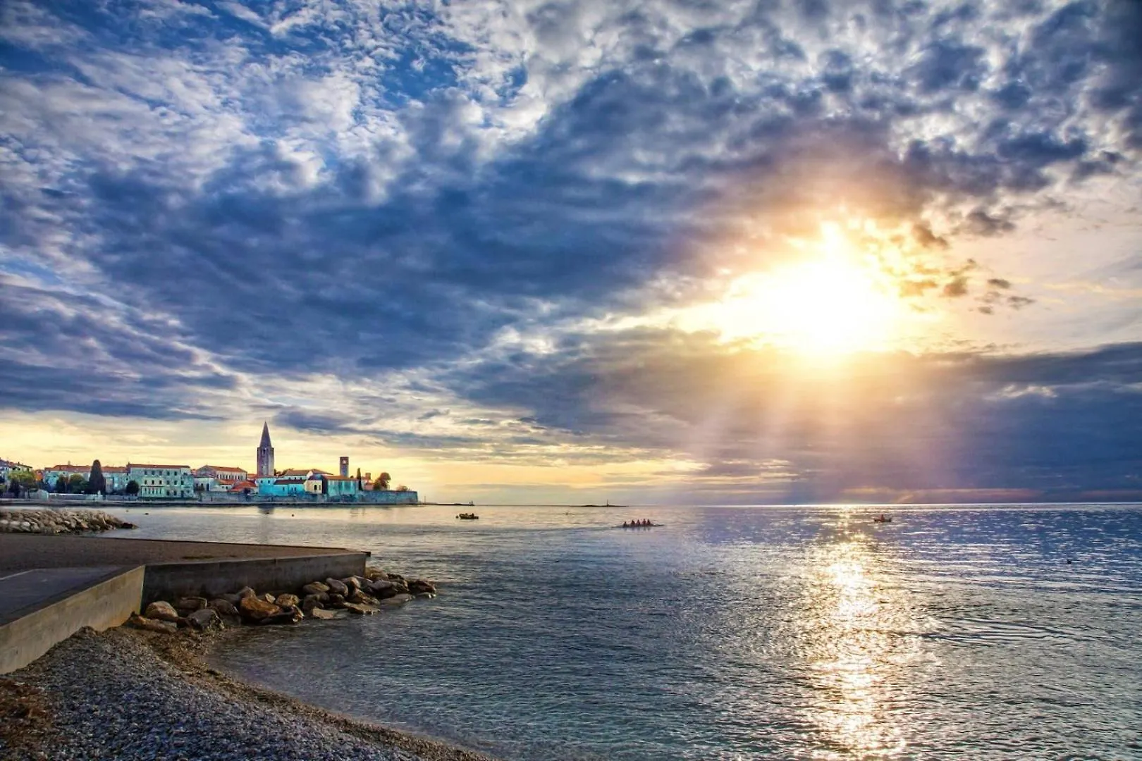 Beach Apartment Stana A2+2 For 4 Persons With Balcony And Sea View Porec